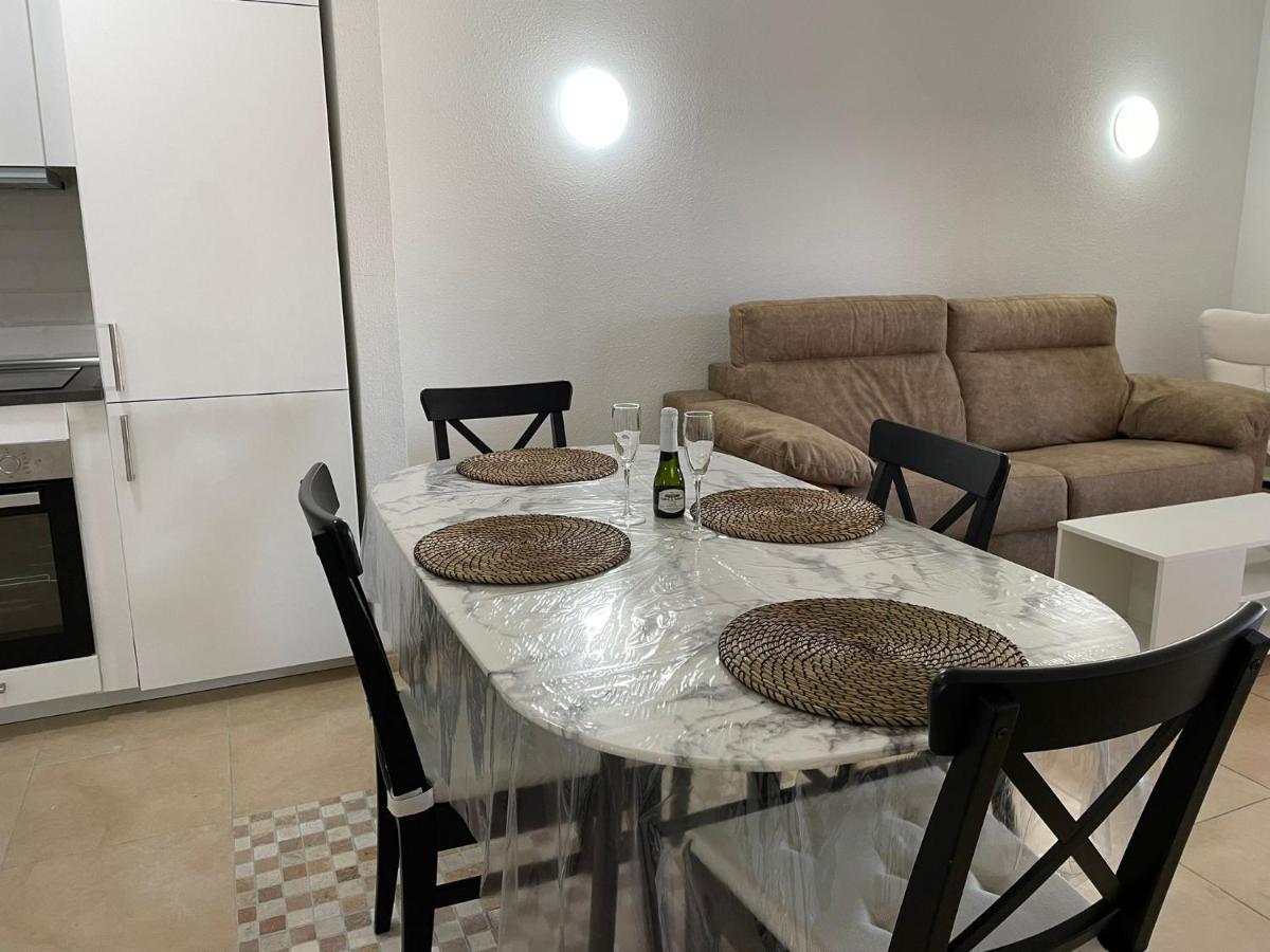 לוס כריסטיאנוס Under The Lime, Beautiful Apartment Los Cristianos מראה חיצוני תמונה