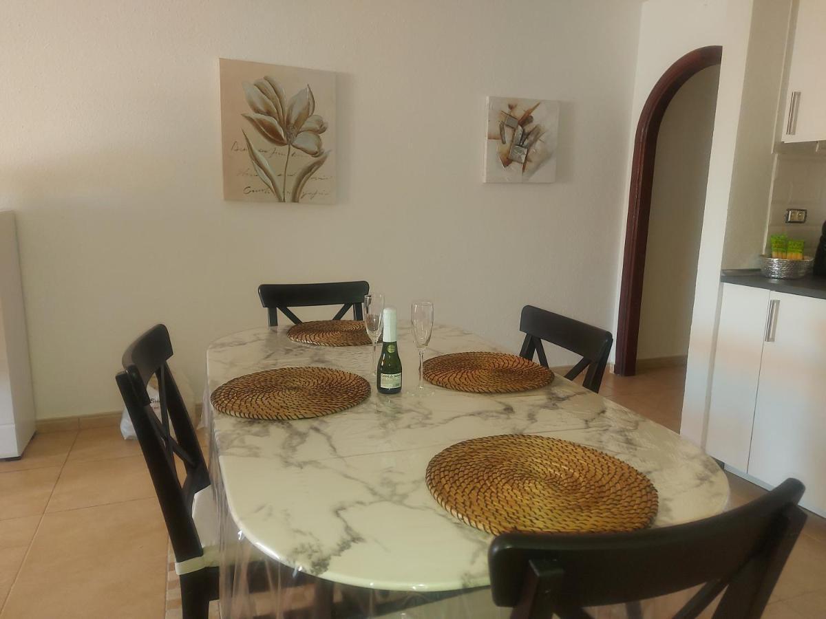 לוס כריסטיאנוס Under The Lime, Beautiful Apartment Los Cristianos מראה חיצוני תמונה